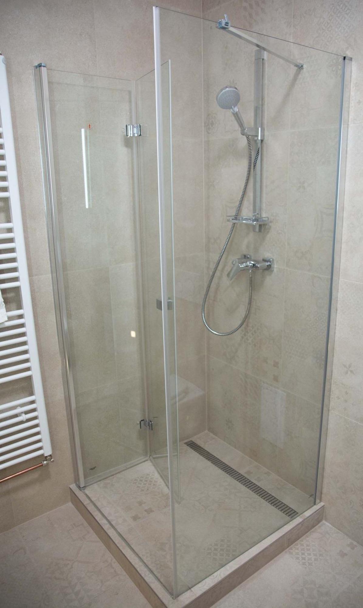 New City Centre Garden Apartment - Central Location Прага Экстерьер фото