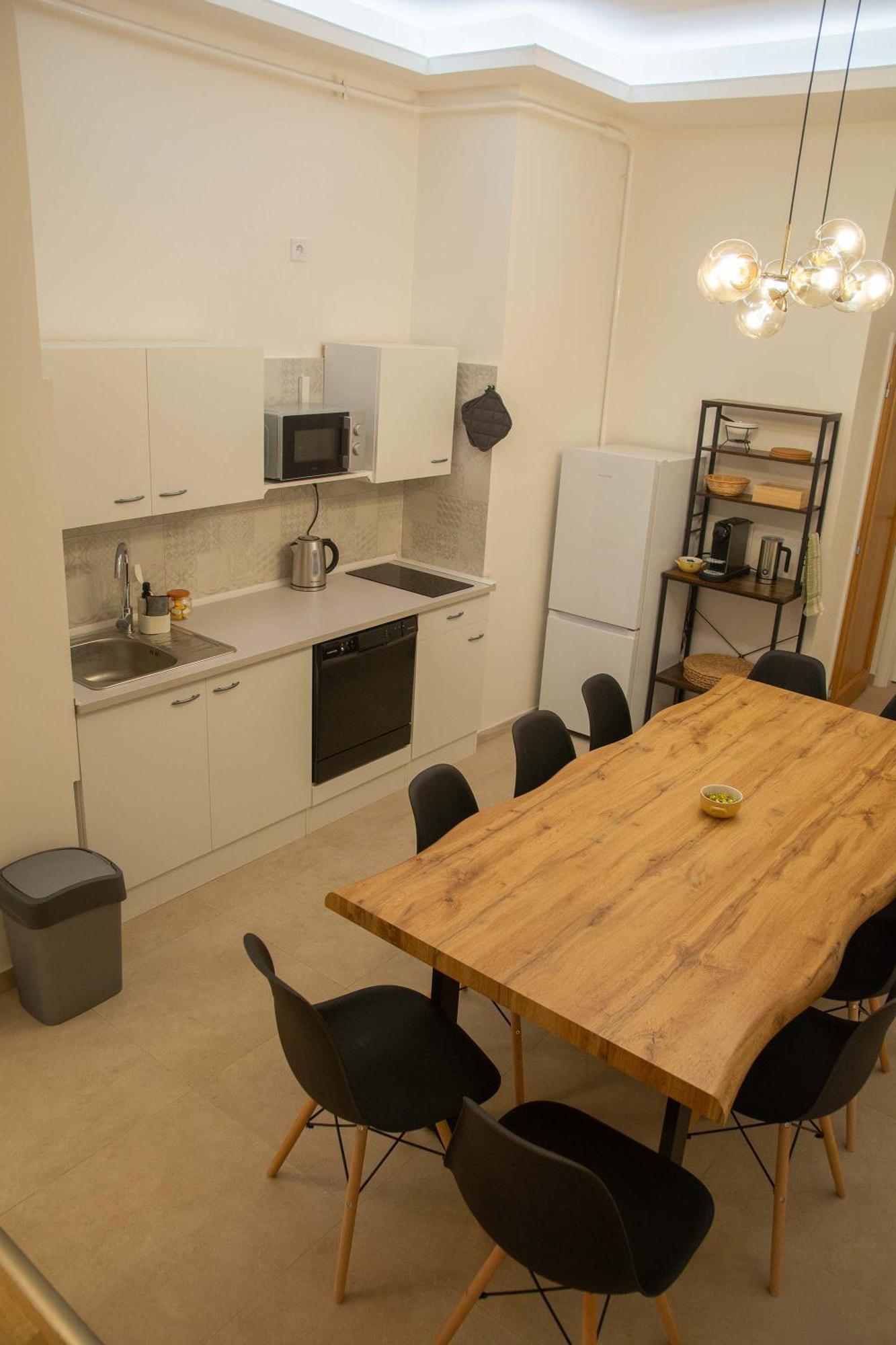 New City Centre Garden Apartment - Central Location Прага Экстерьер фото
